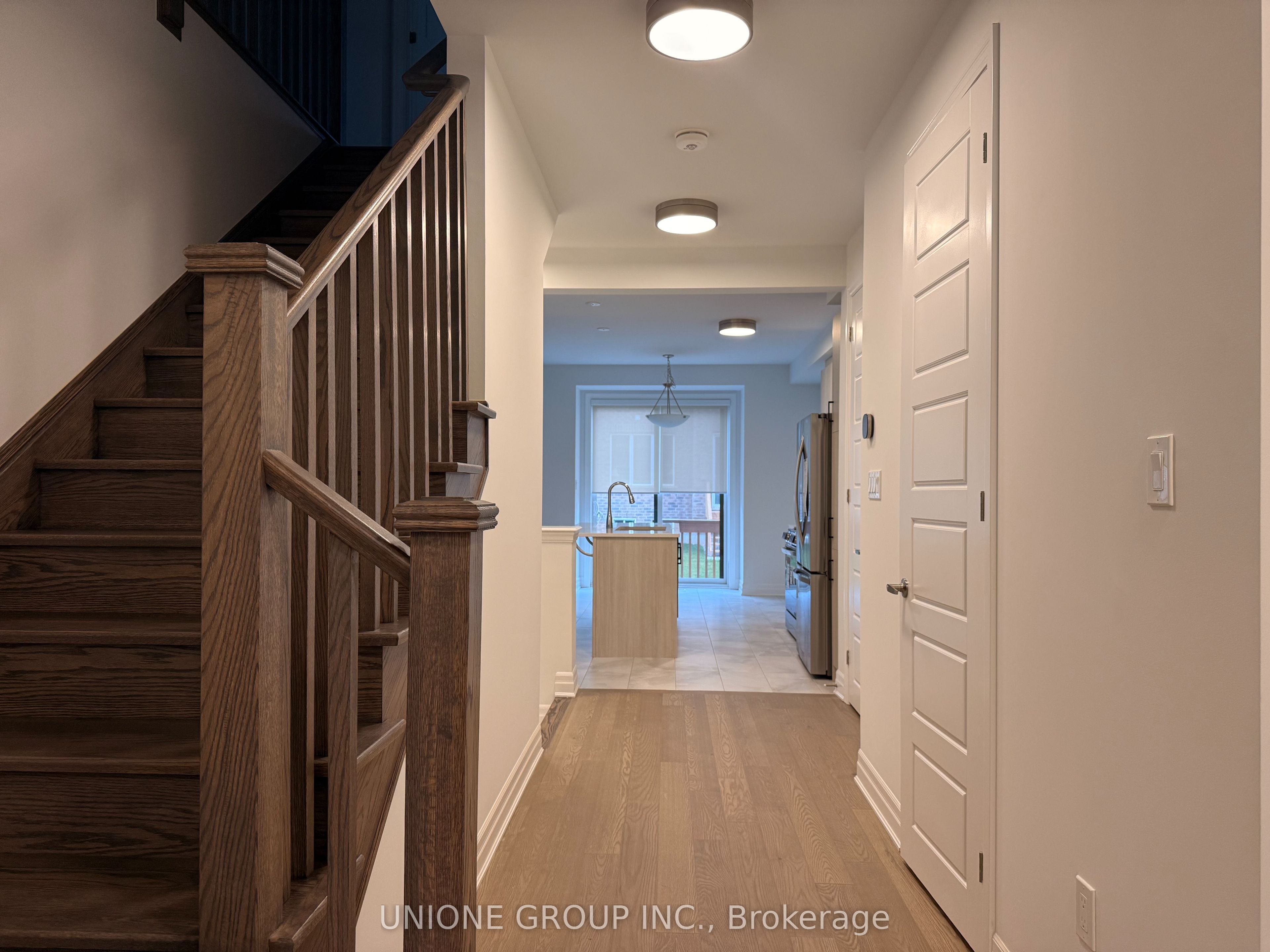 1221 Granary Street, Oakville, ON L6H 7G1 photo 4