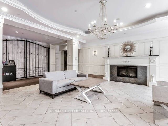 710 Humberwood Boulevard 1912, Toronto, ON M9W 7J5 photo 3