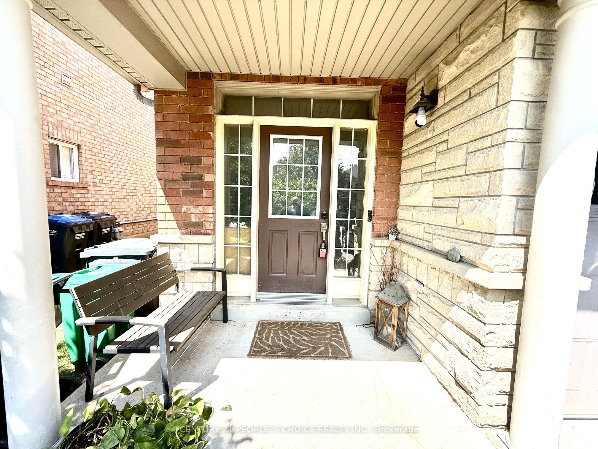 3927 Stardust Drive, Mississauga, ON L5M 8A4 photo 3