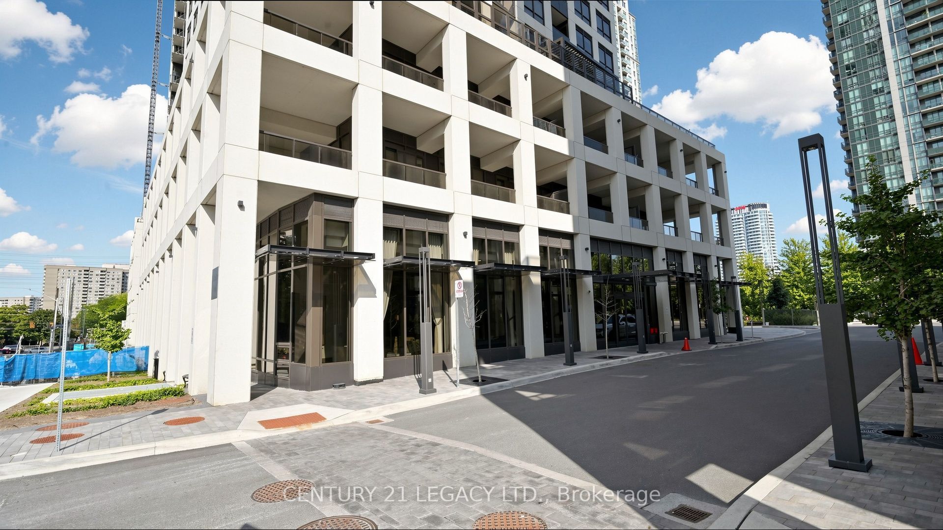 30 Elm Street W 3002, Mississauga, ON L5B 0N6 photo 4