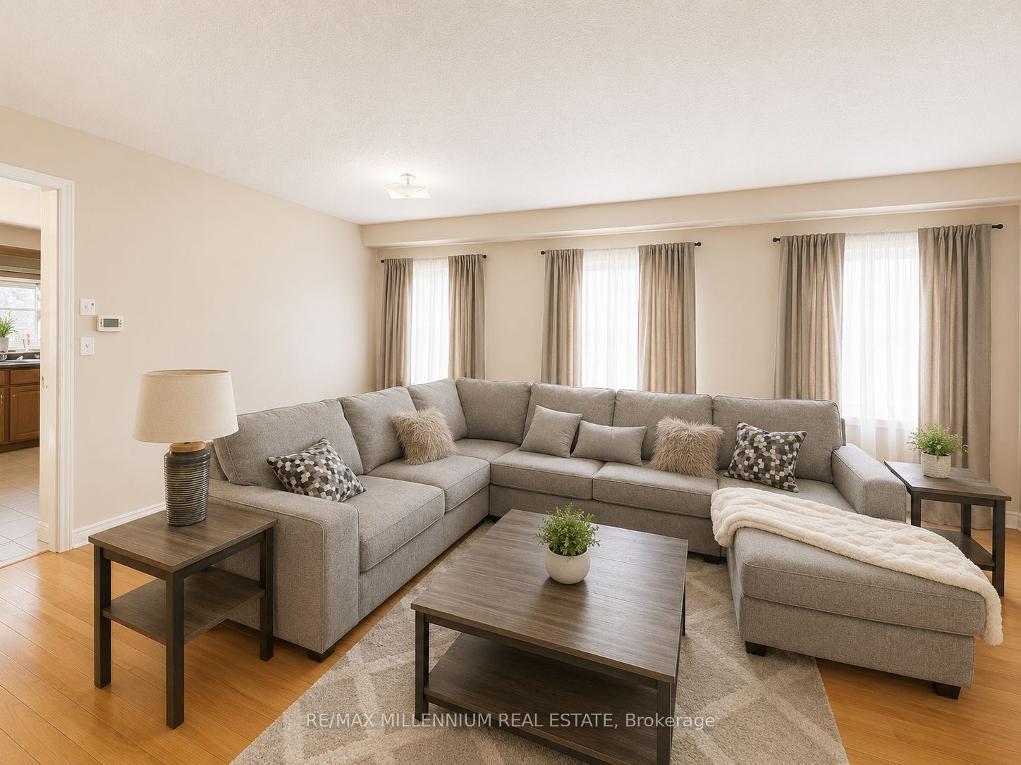 192 Thorndale Road, Brampton, ON L6P 3K8 photo 3