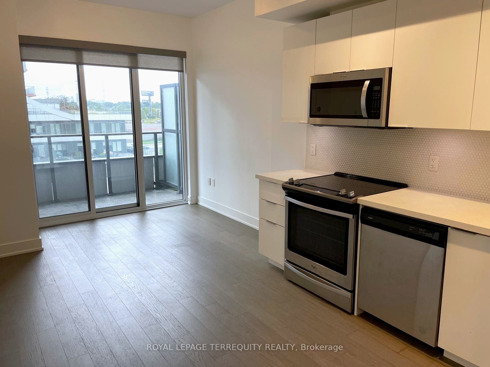 20 Shore Breeze Drive 503, Toronto, ON M8V 0C7 photo 4