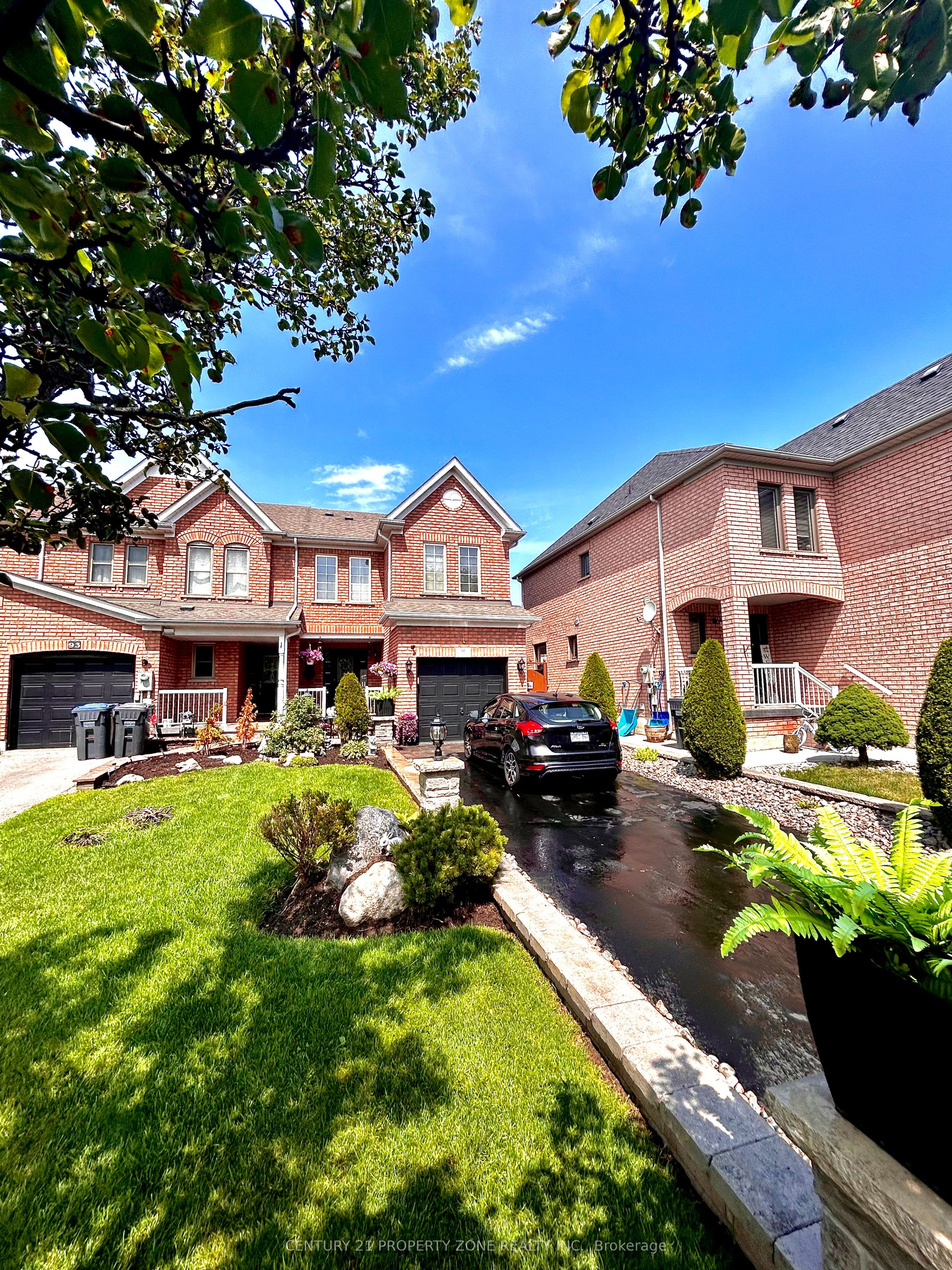 91 Monaco Court, Brampton, ON L7A 1X2