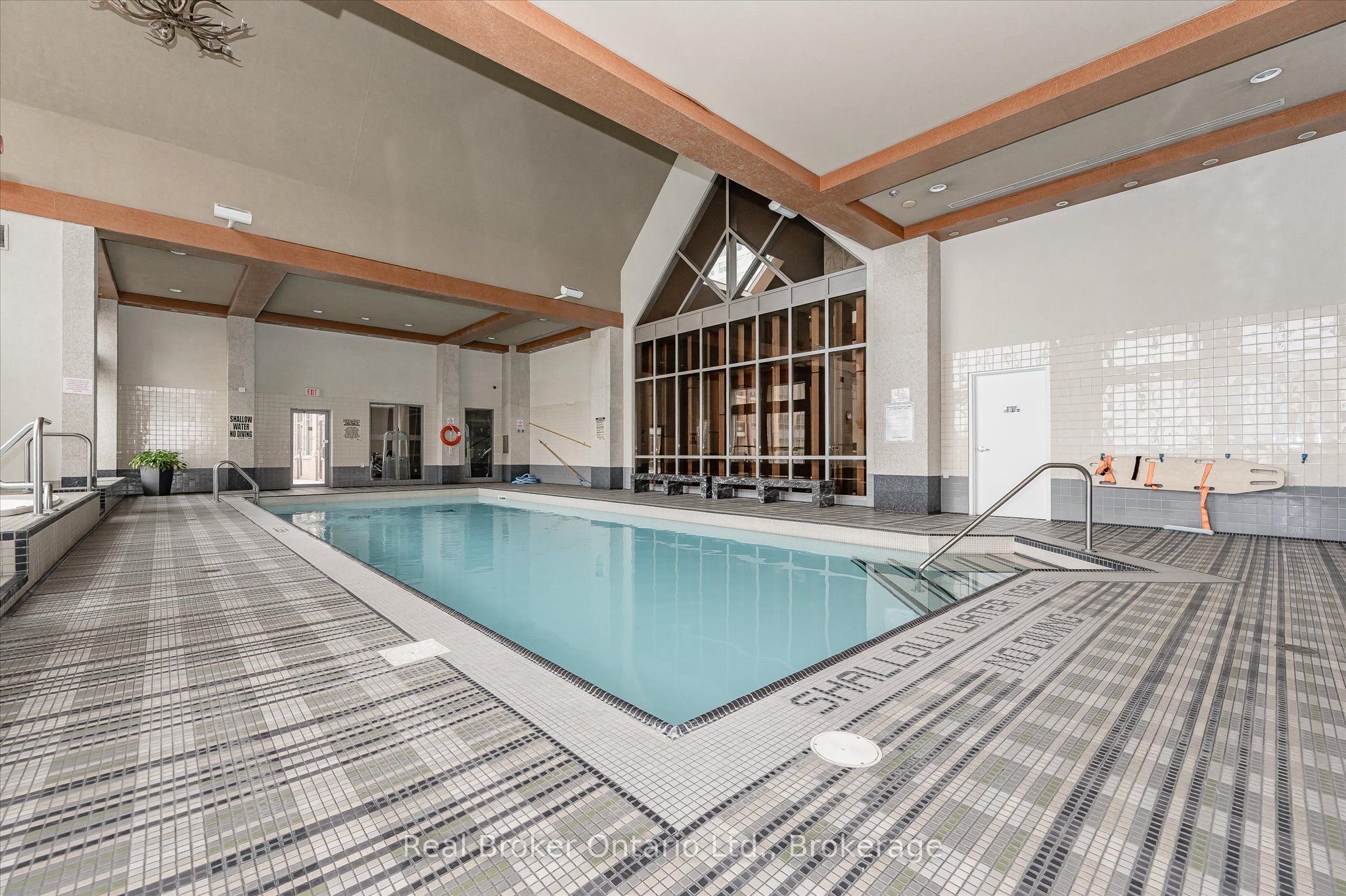 4090 Living Arts Drive 2103, Mississauga, ON L5B 4M8 photo 5