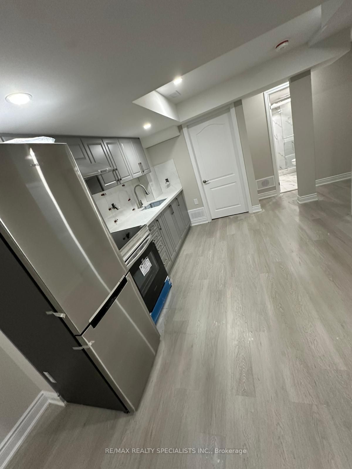 10 Bramacre Court, Brampton, ON L7A 1T5 photo 3