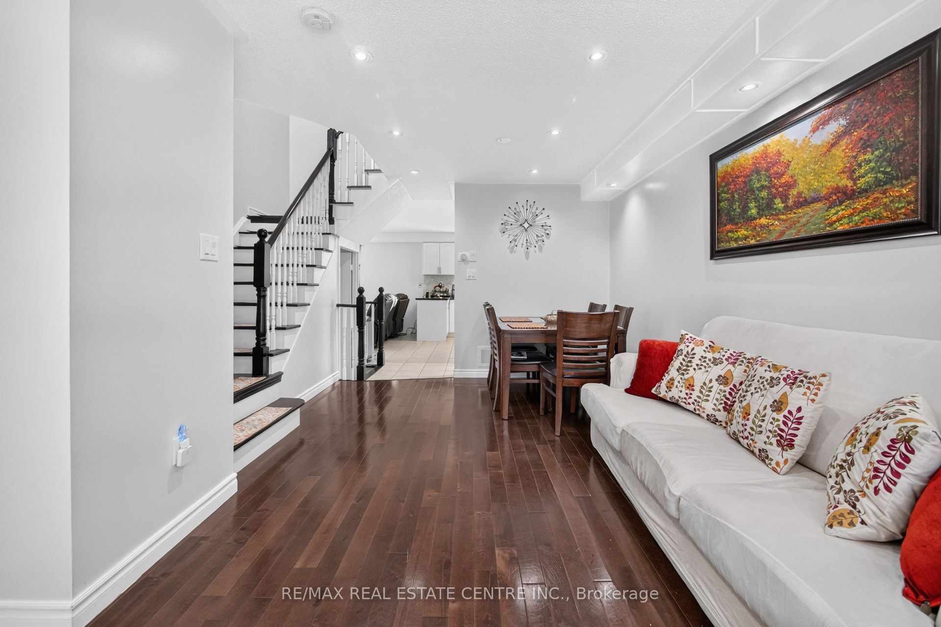 8 Flatlands Way, Brampton, ON L6R 2B5 photo 5