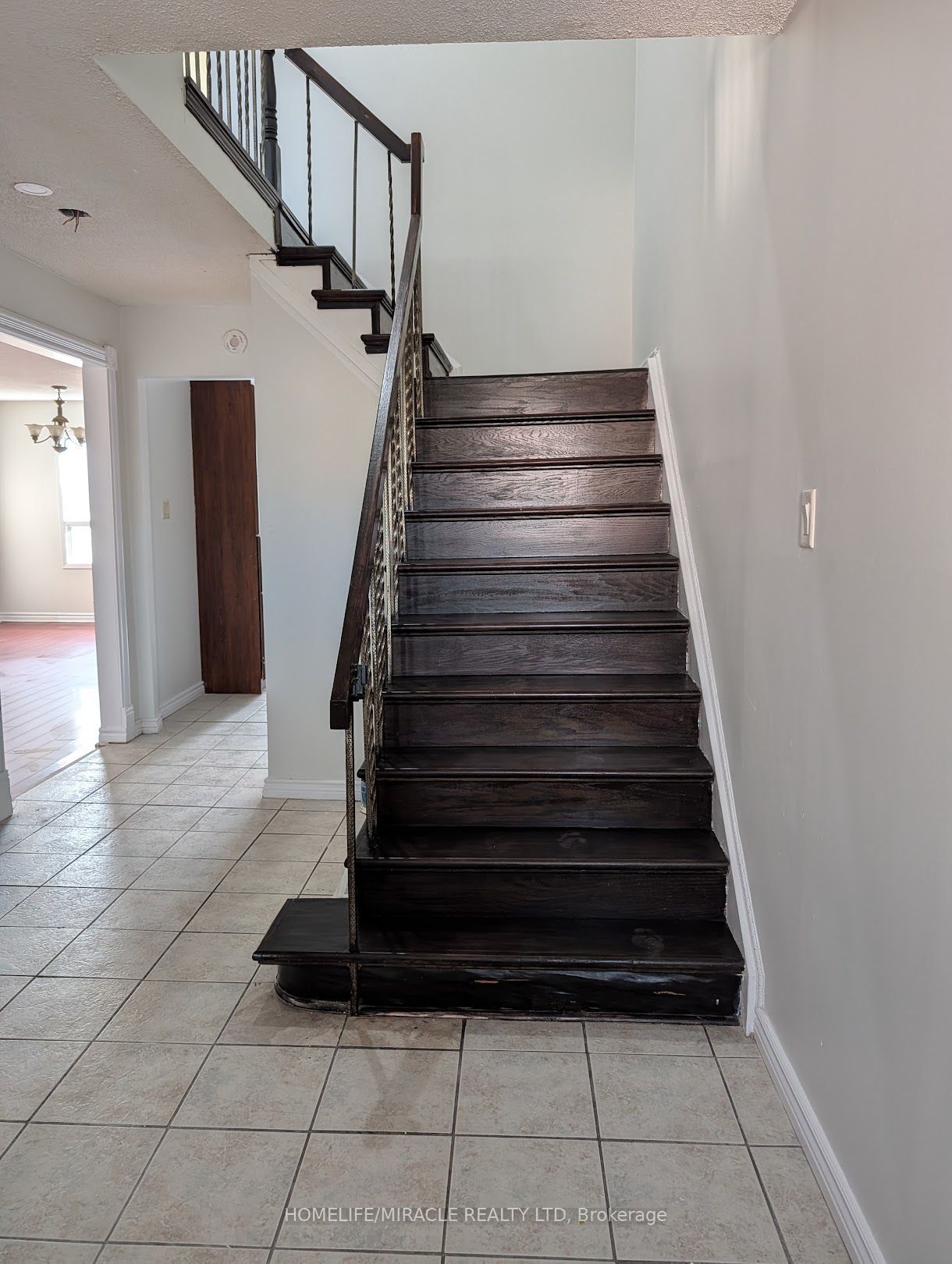 18 Beisel Court, Brampton, ON L6Z 2R8 photo 5