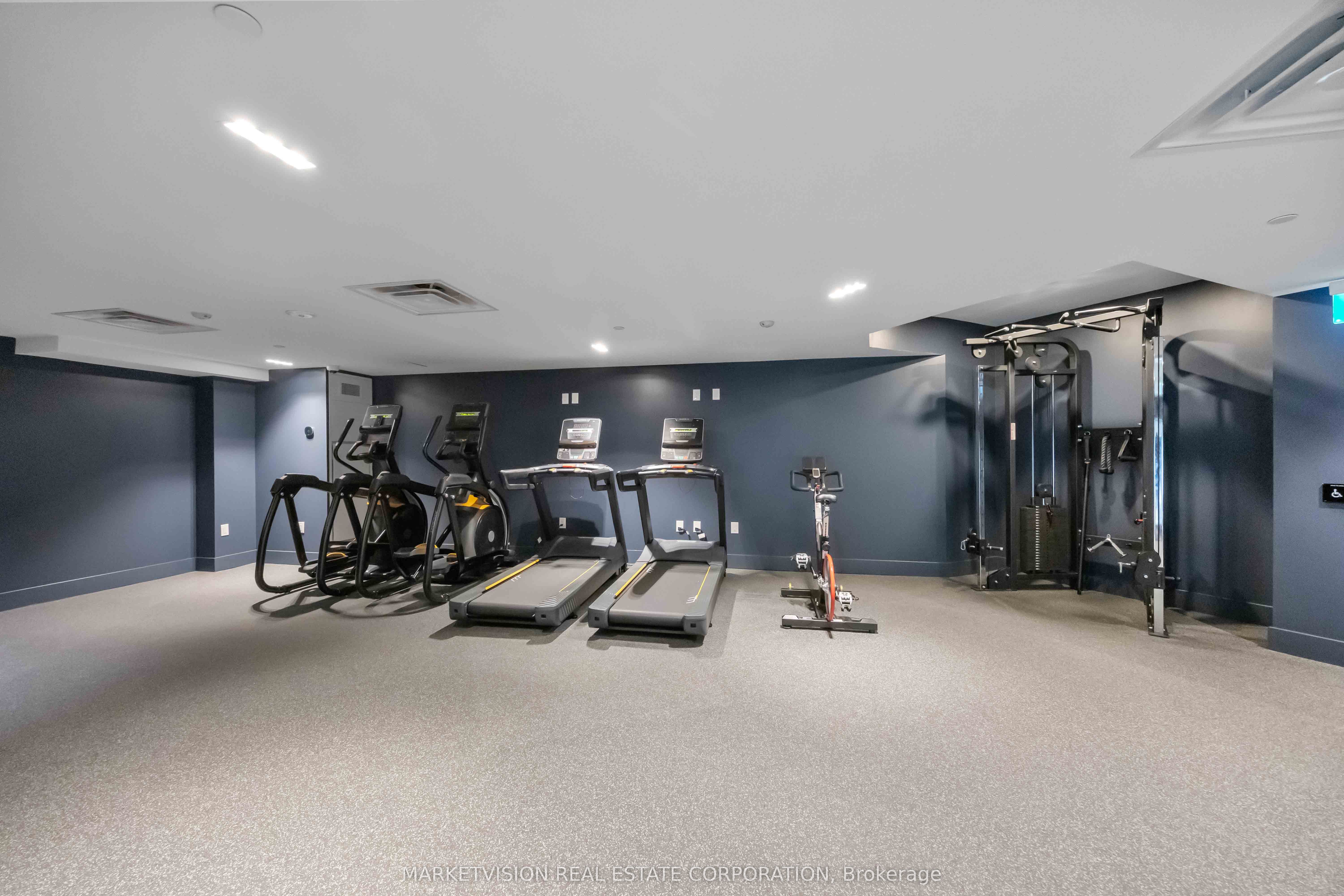 2625 Dundas Street W 708, Toronto, ON M6P 0C5 photo 5