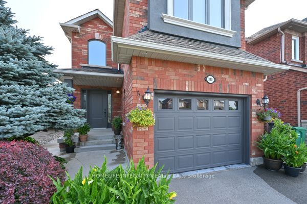 315 Ellwood Drive W, Caledon, ON L7E 2G9 photo 2