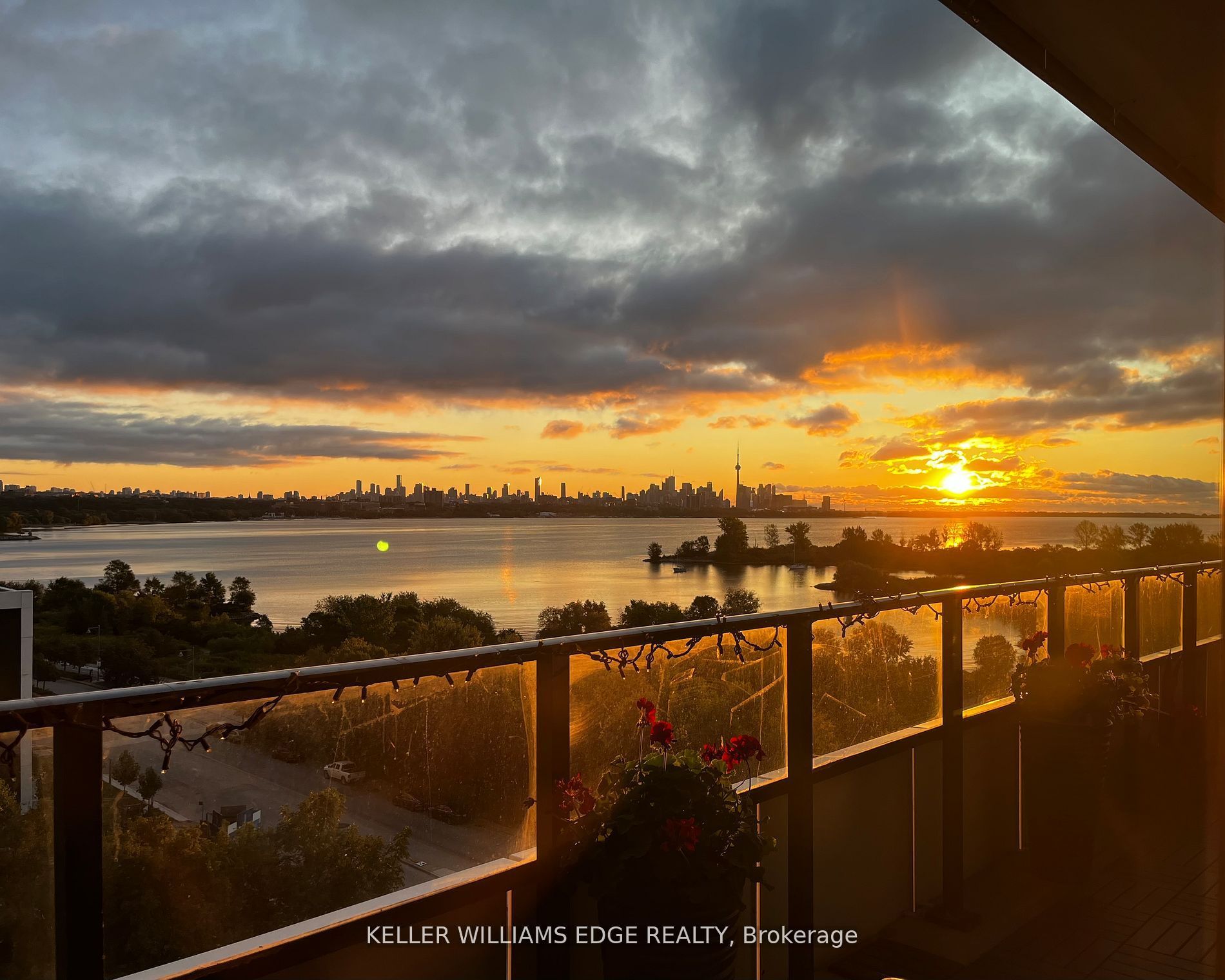 20 Shore Breeze Drive 701, Toronto, ON M8V 0C7