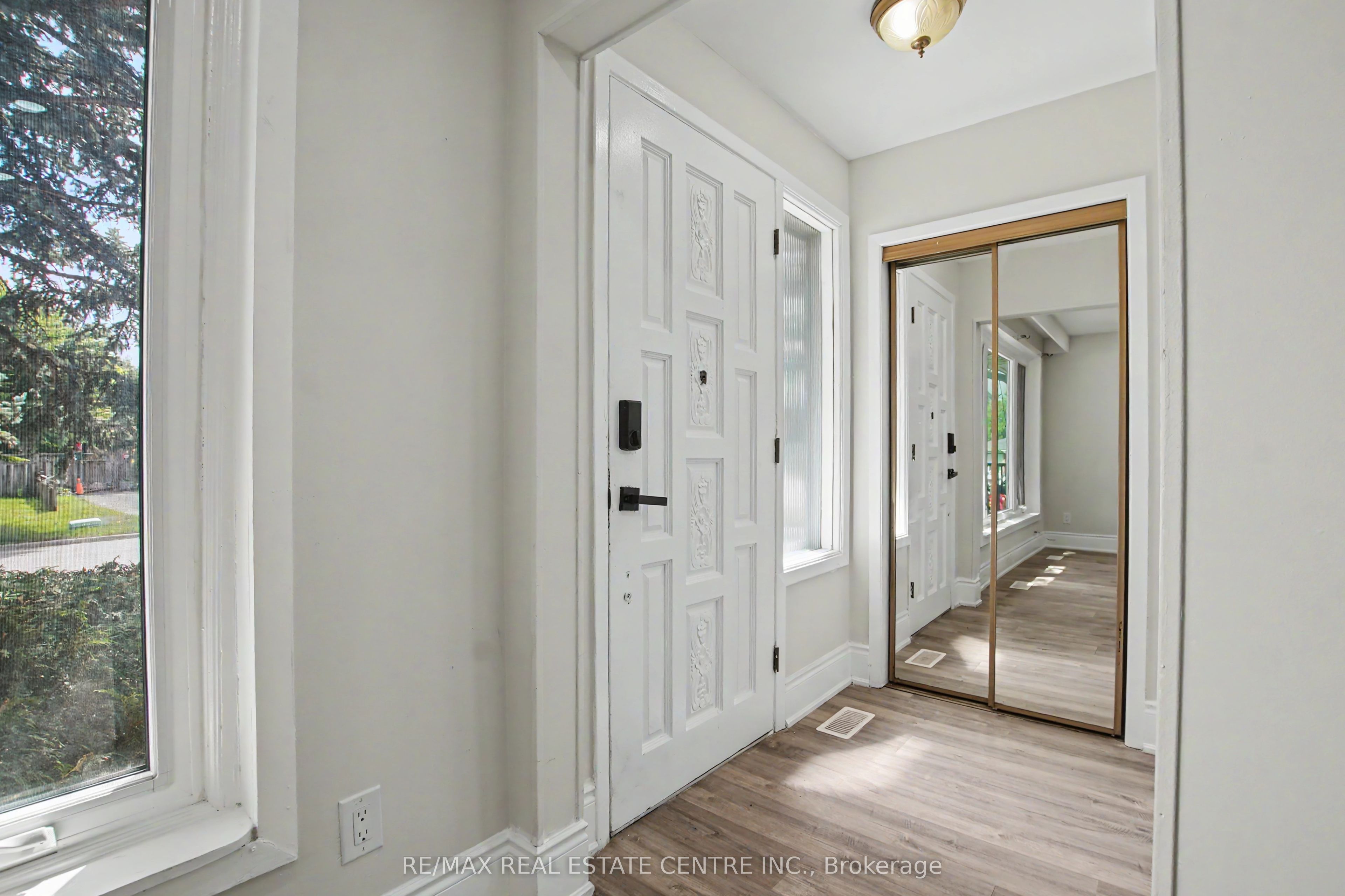 46 Northwood Drive, Brampton, ON L6X 2L2 photo 4