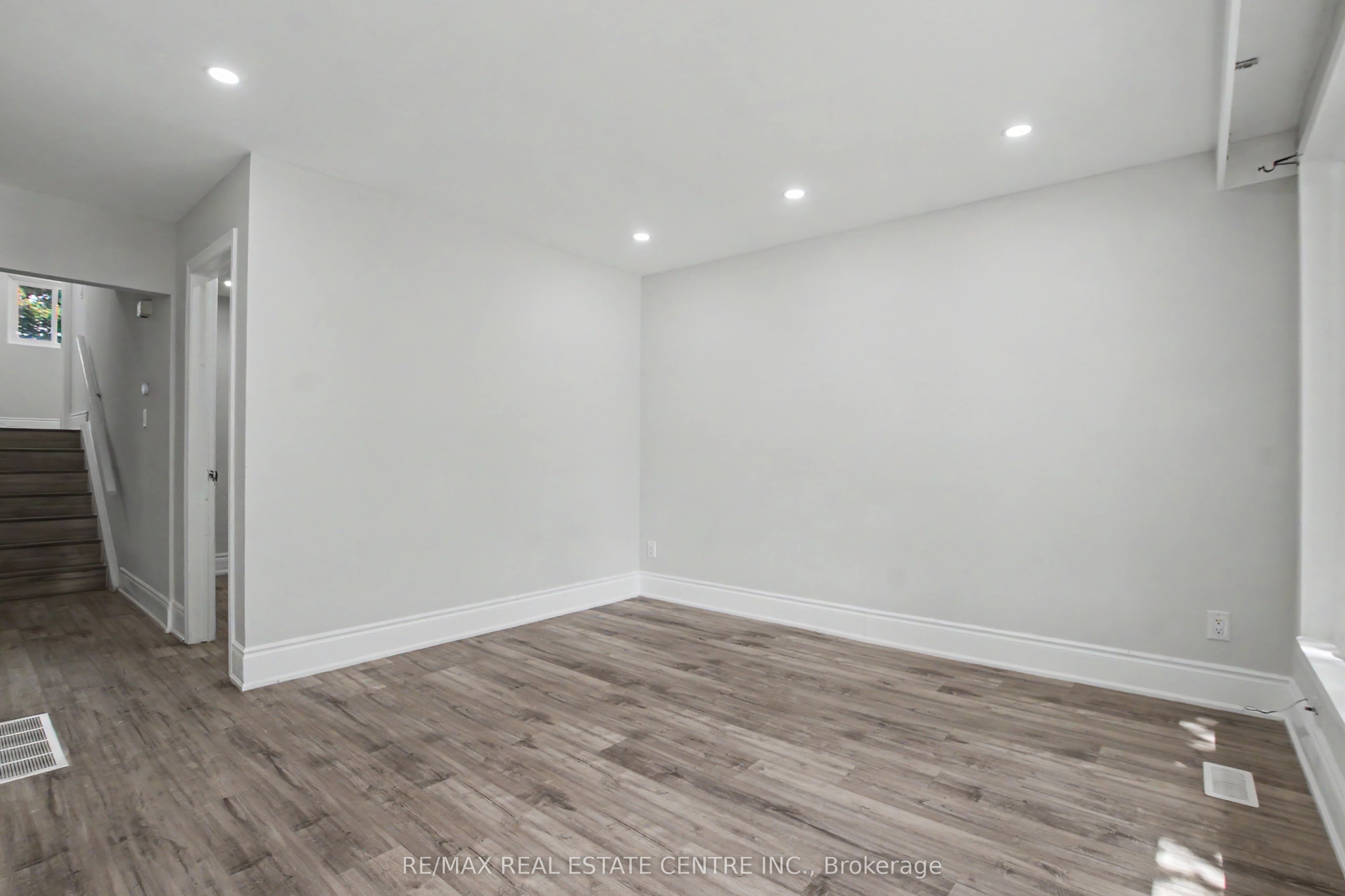 46 Northwood Drive, Brampton, ON L6X 2L2 photo 5