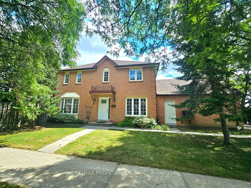 500 Silverthorne Crescent 1, Mississauga, ON L5R 1W3 photo 4