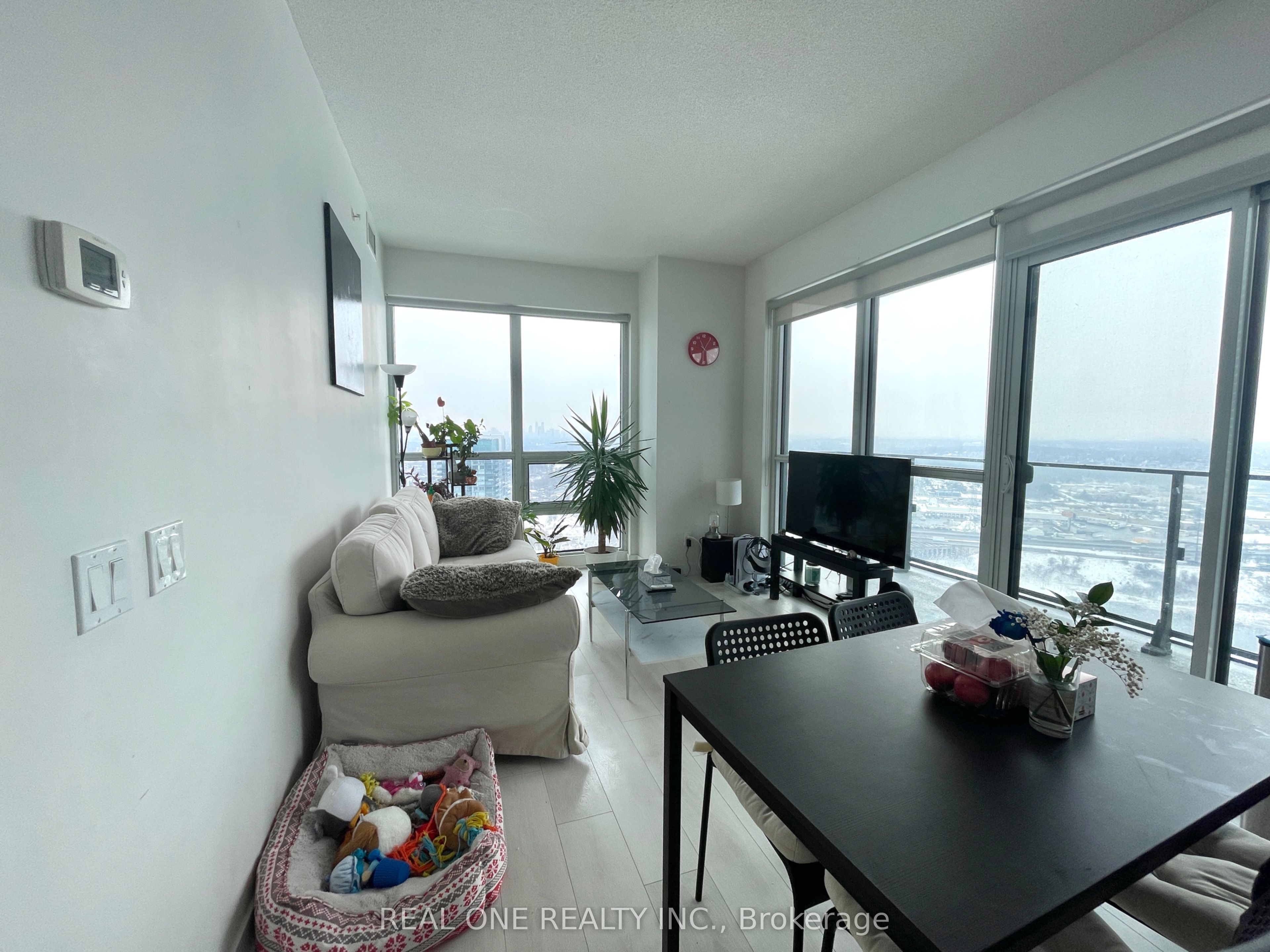 2200 Lake Shore Boulevard W 3907, Toronto, ON M8V 1A4 photo 5