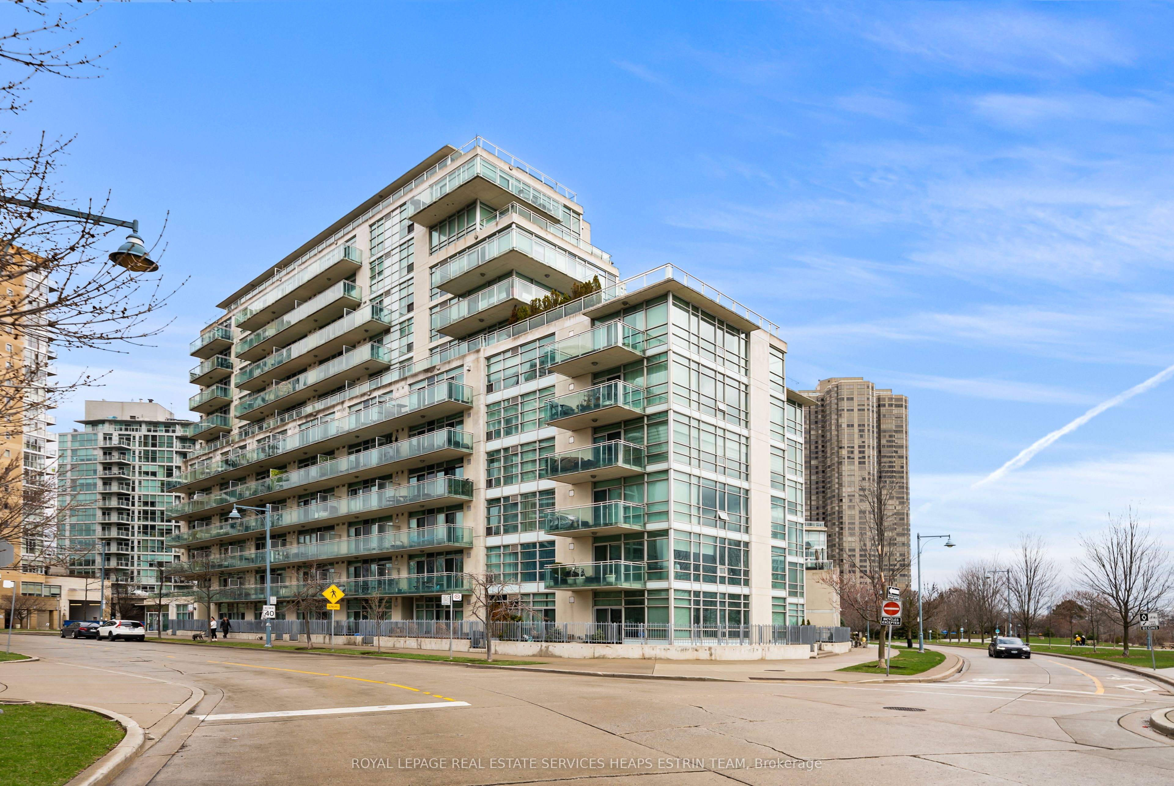 5 Marine Parade Drive 223, Toronto, ON M8V 4B4