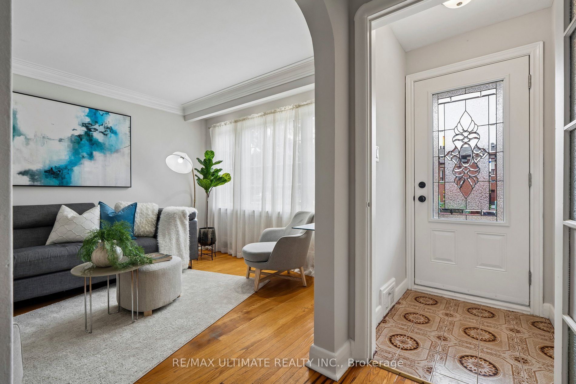 124 Hope Street, Toronto, ON M6E 1K1 photo 3