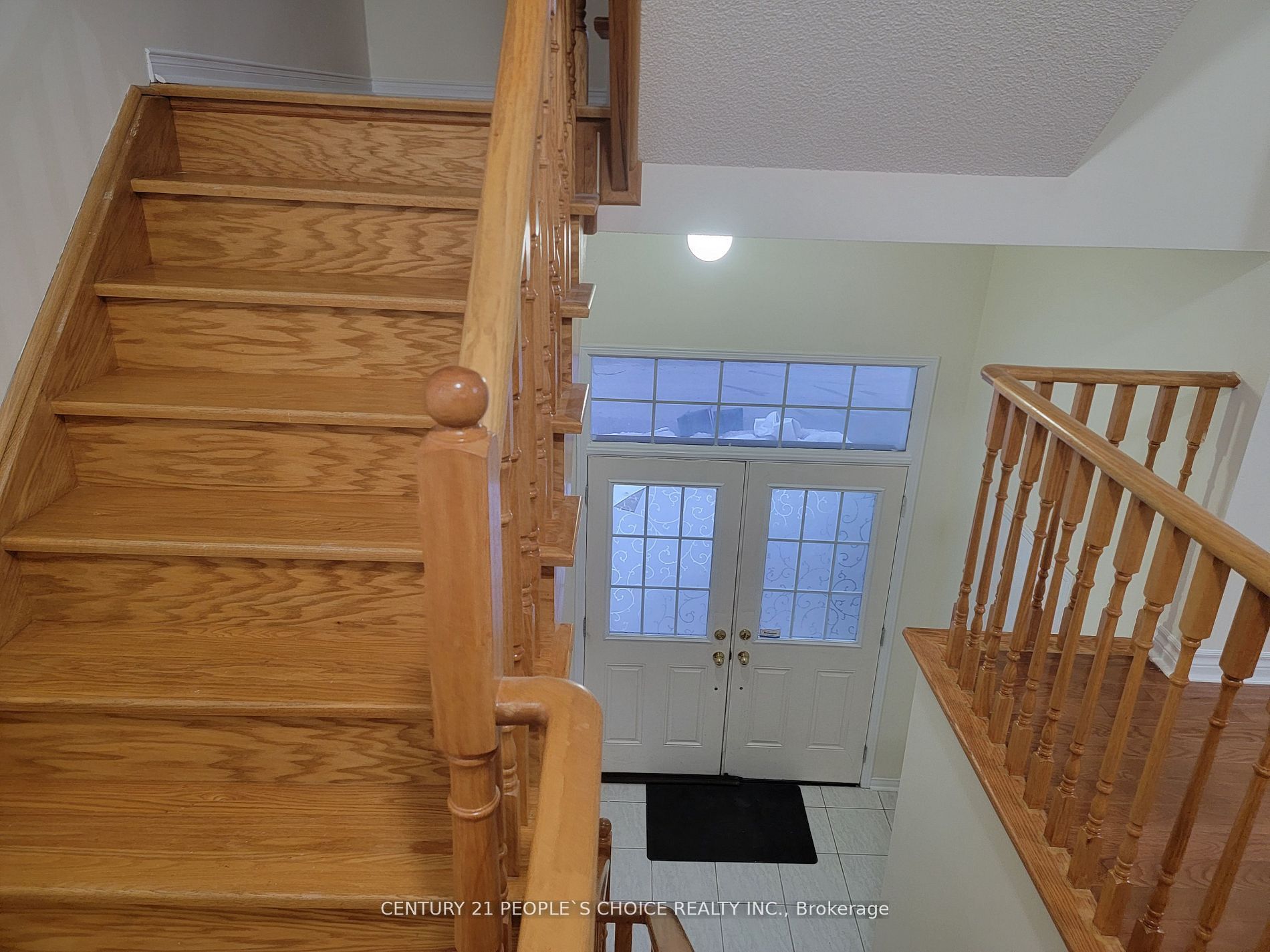 783 Millworks Crescent Upper, Mississauga, ON L5B 0B9 photo 3