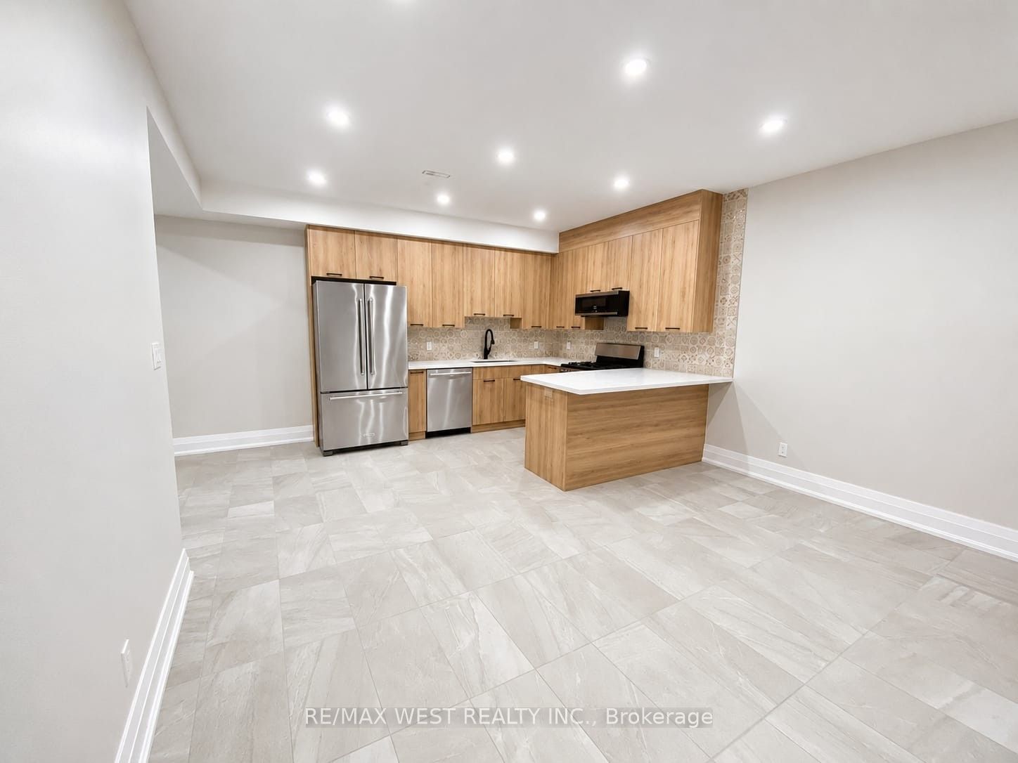 58 Aura Lea Boulevard Basement, Toronto, ON M9M 1K5 photo 4