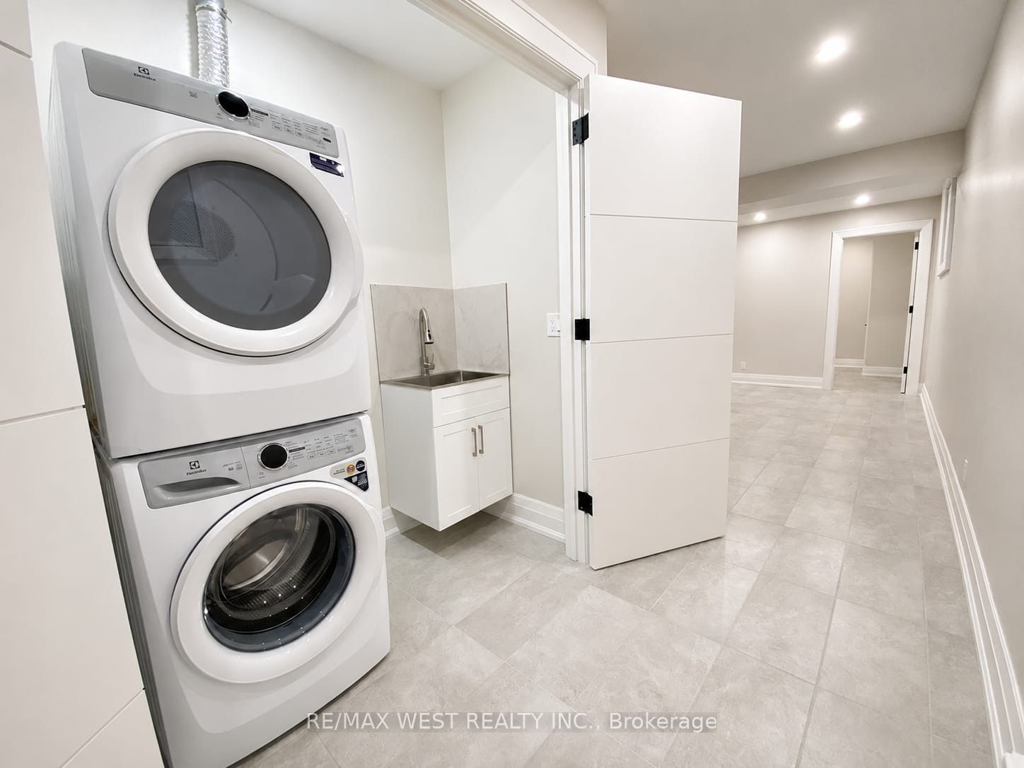 58 Aura Lea Boulevard Basement, Toronto, ON M9M 1K5 photo 5