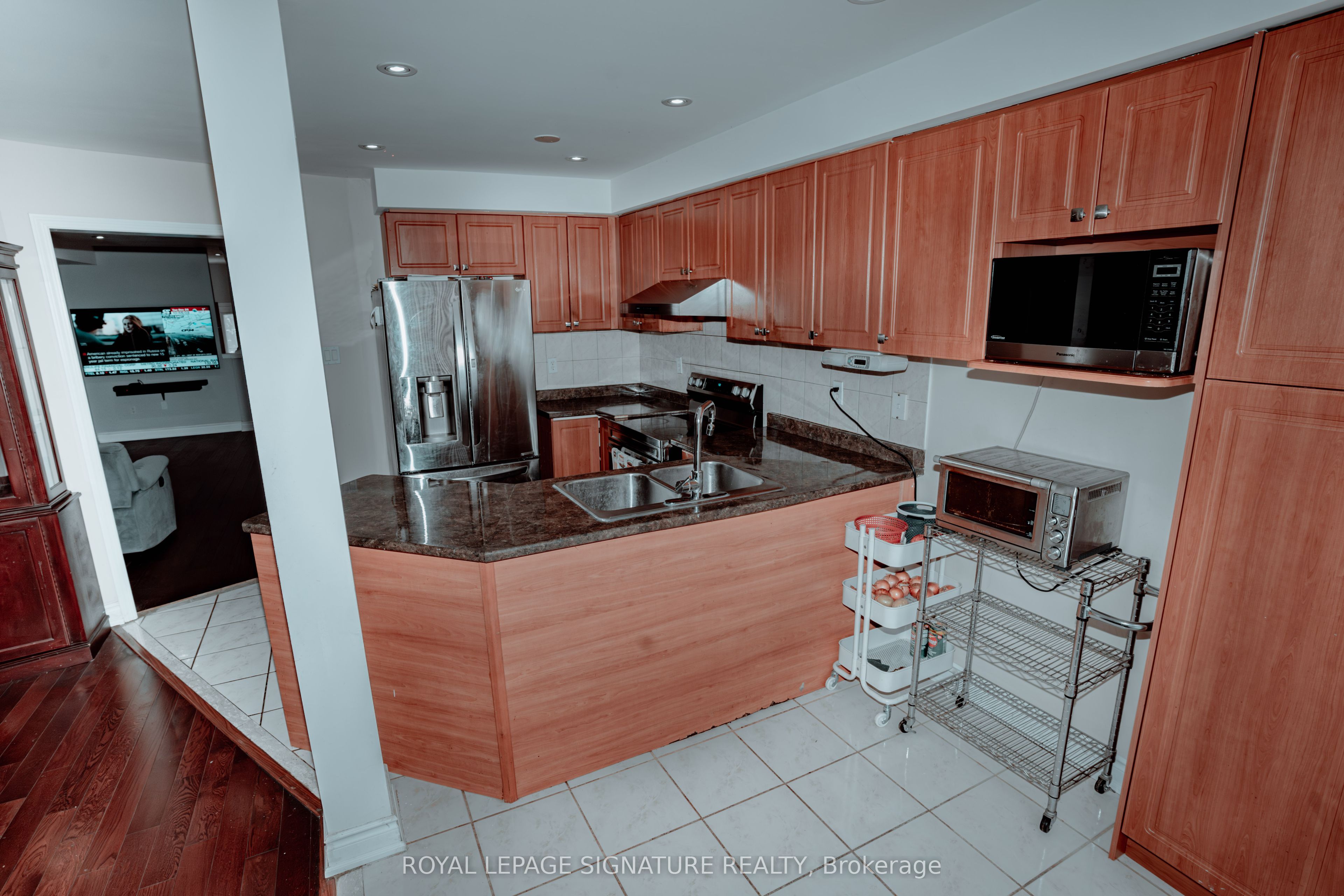 945 Mandolin Place, Mississauga, ON L5W 1S3 photo 5