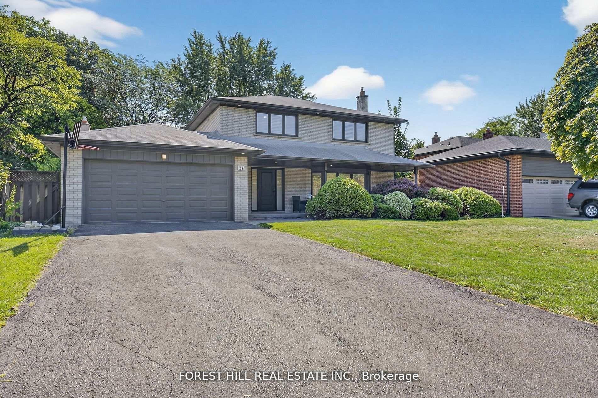 37 Cherry Post Crescent, Toronto, ON M9C 2J9 photo 2