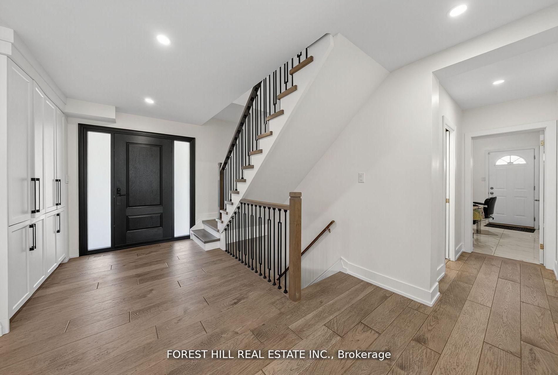 37 Cherry Post Crescent, Toronto, ON M9C 2J9 photo 5