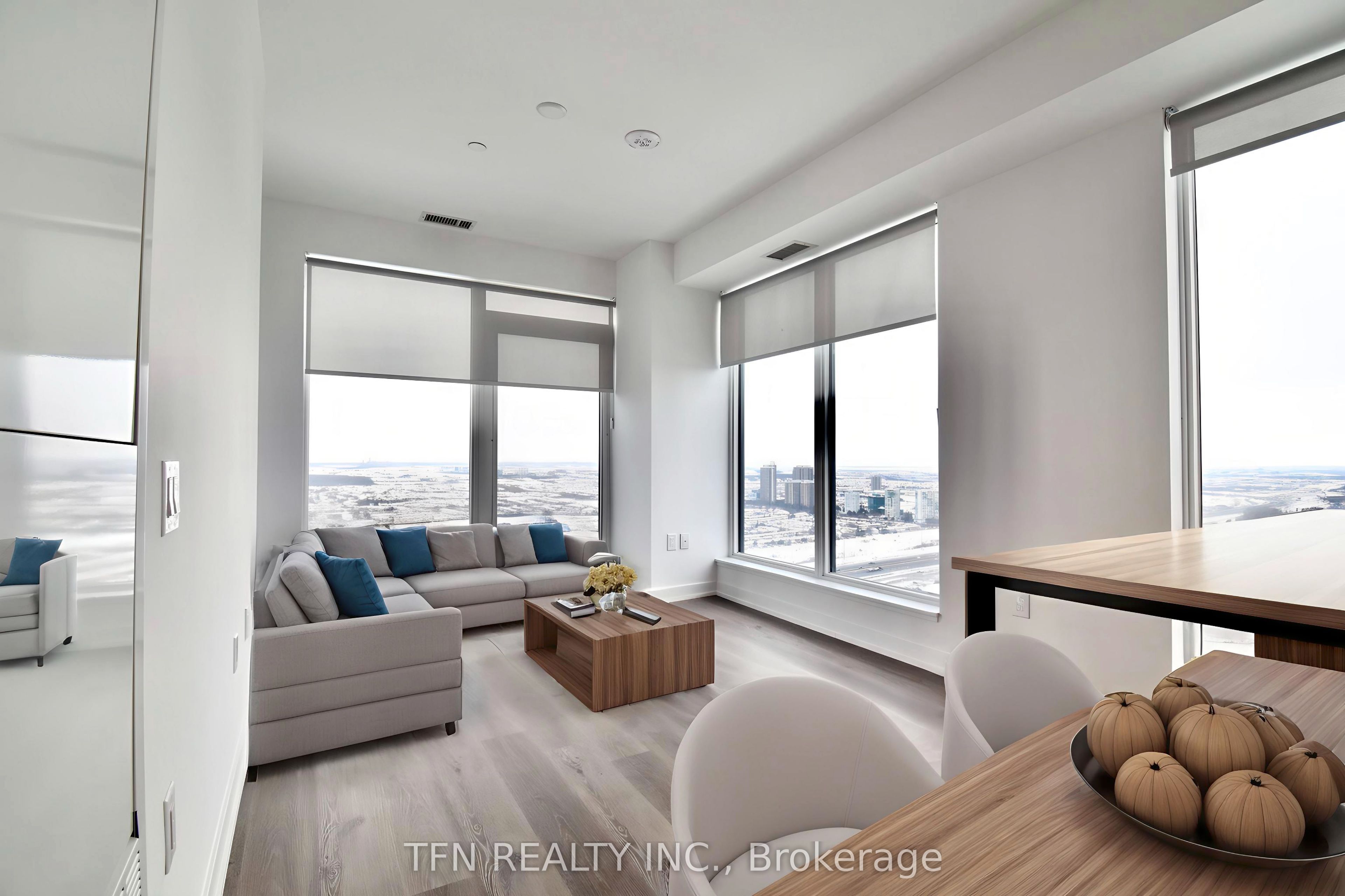 395 Square One Drive 3803, Mississauga, ON L5B 0P6 photo 5