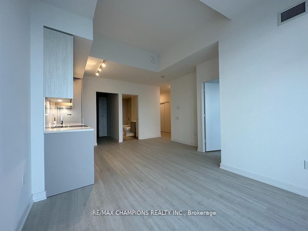 3883 Quartz Road 5905, Mississauga, ON L5B 4M6 photo 4
