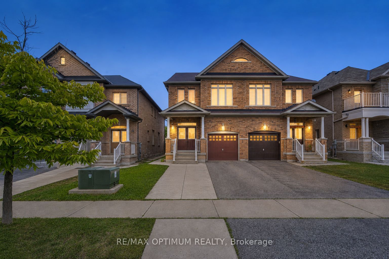 12 Franktown Drive, Brampton, ON L6P 3N3