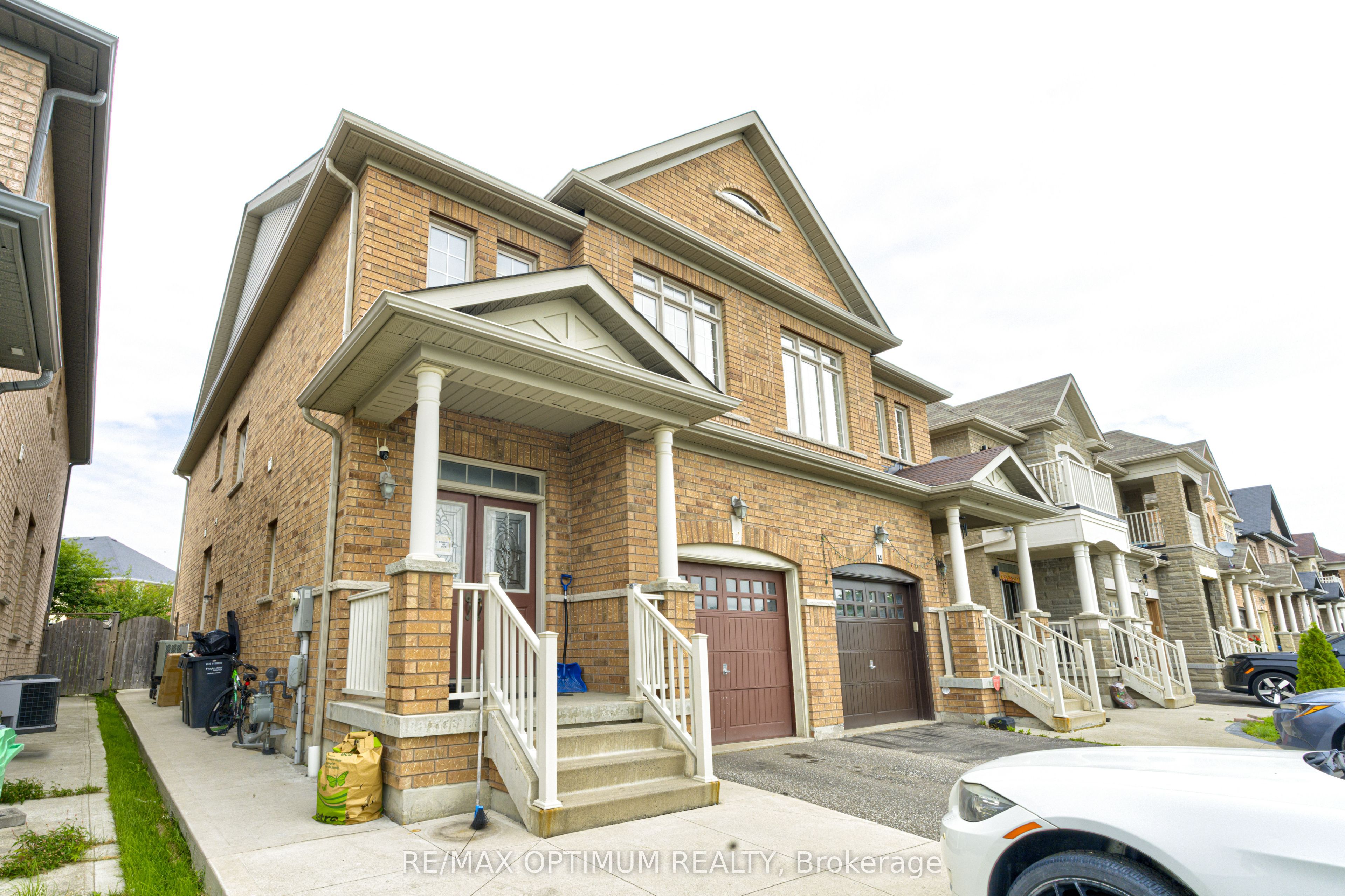 12 Franktown Drive, Brampton, ON L6P 3N3 photo 4