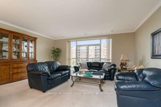 1998 NW Ironstone Drive NE 309, Burlington, ON L7L 7P7 photo 4