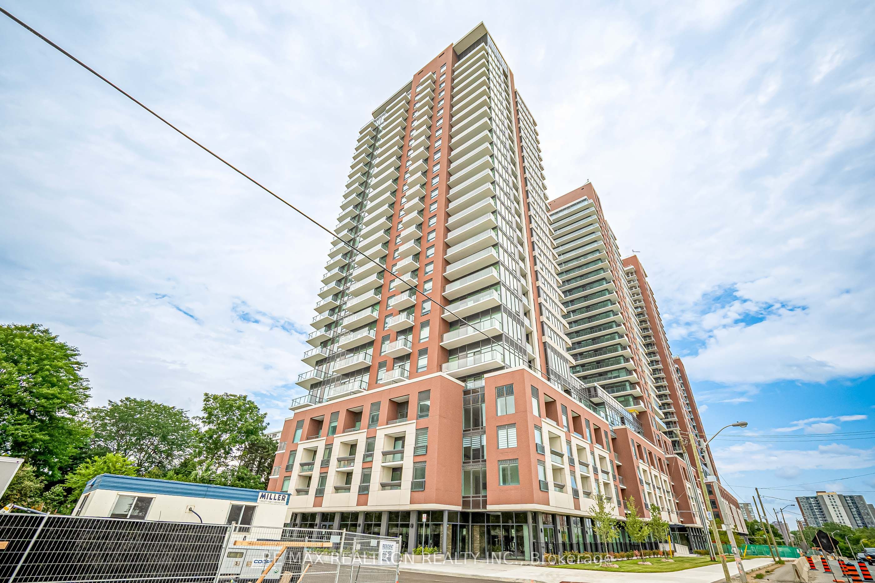 4010 Eglinton Avenue W 1515, Toronto, ON M5V 0X8