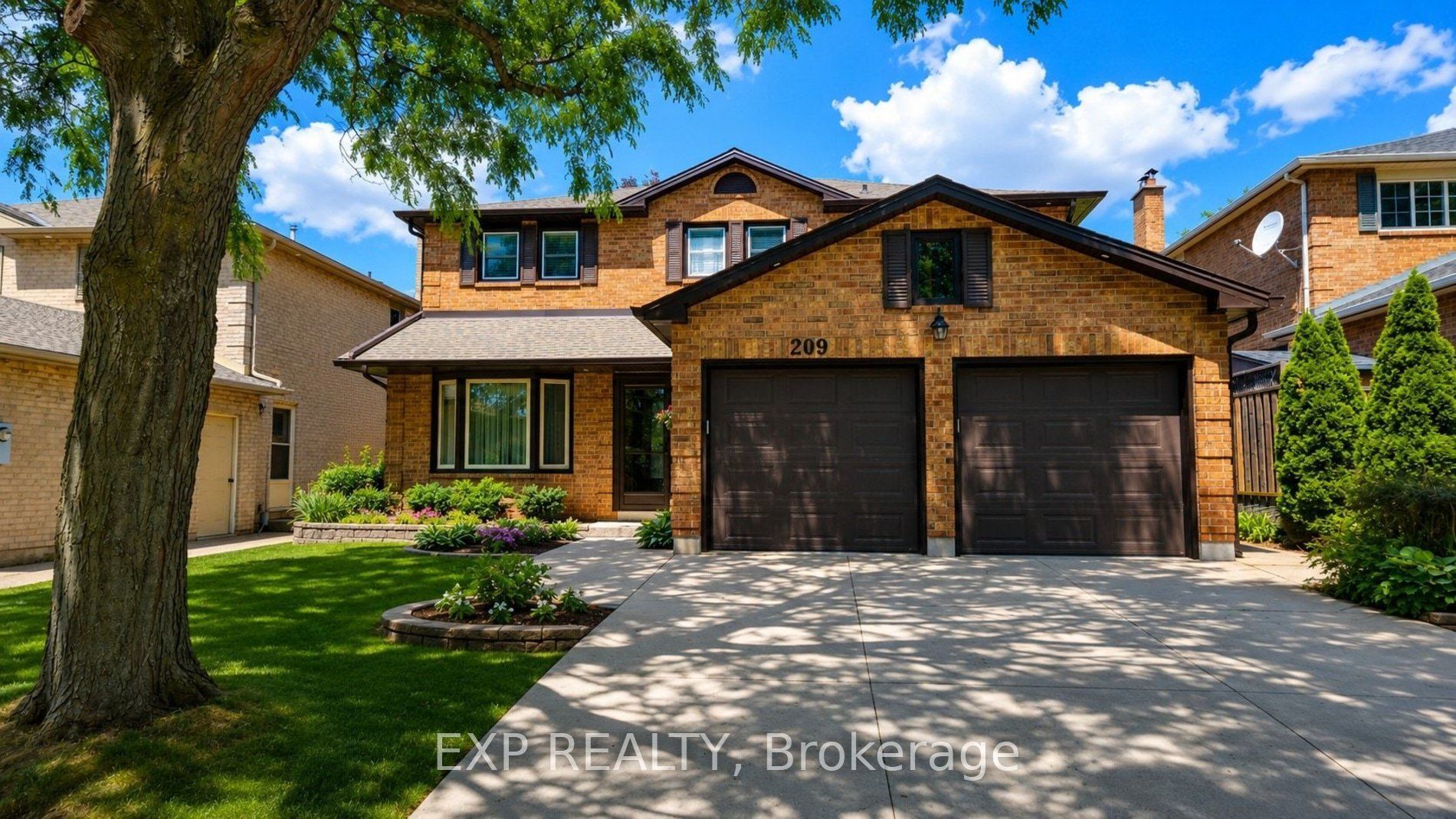 209 Nottingham Drive, Oakville, ON L6H 4H7 photo 2