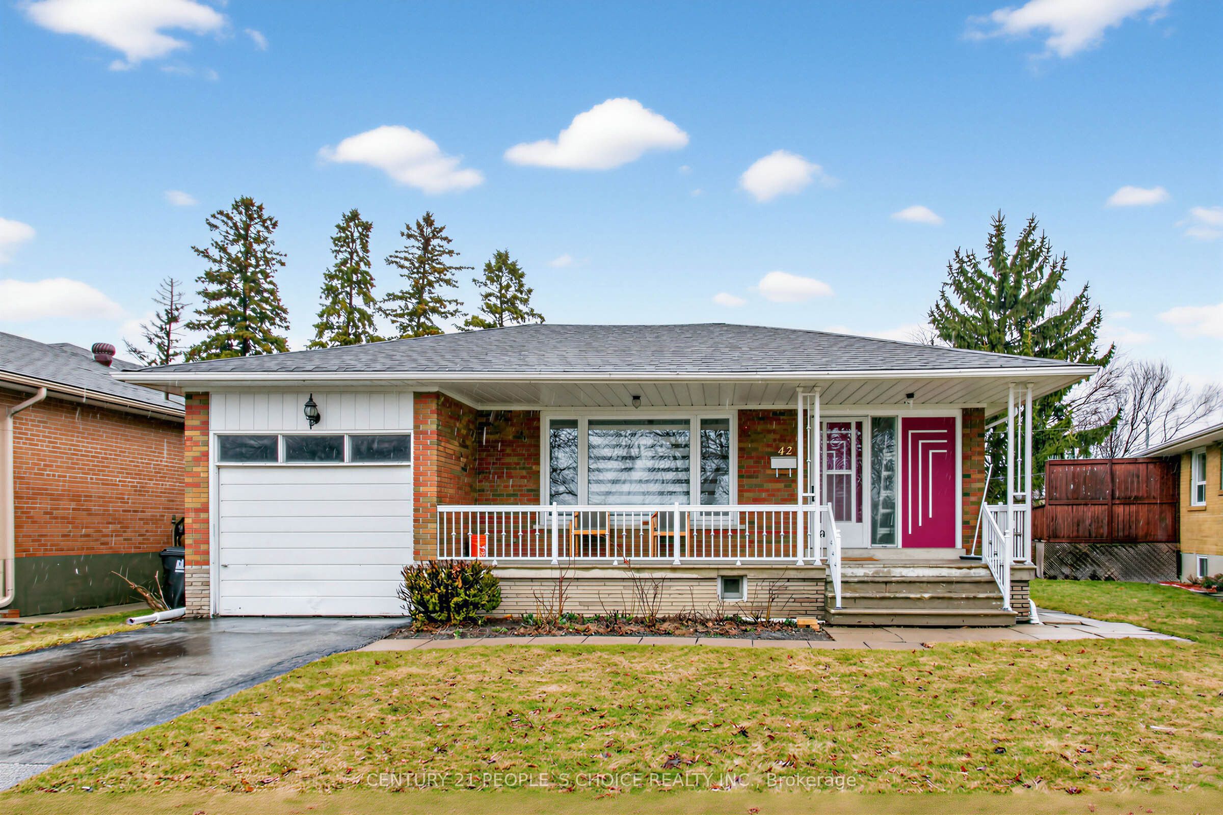42 Dixfield Drive LOWER, Toronto, ON M9C 4J1