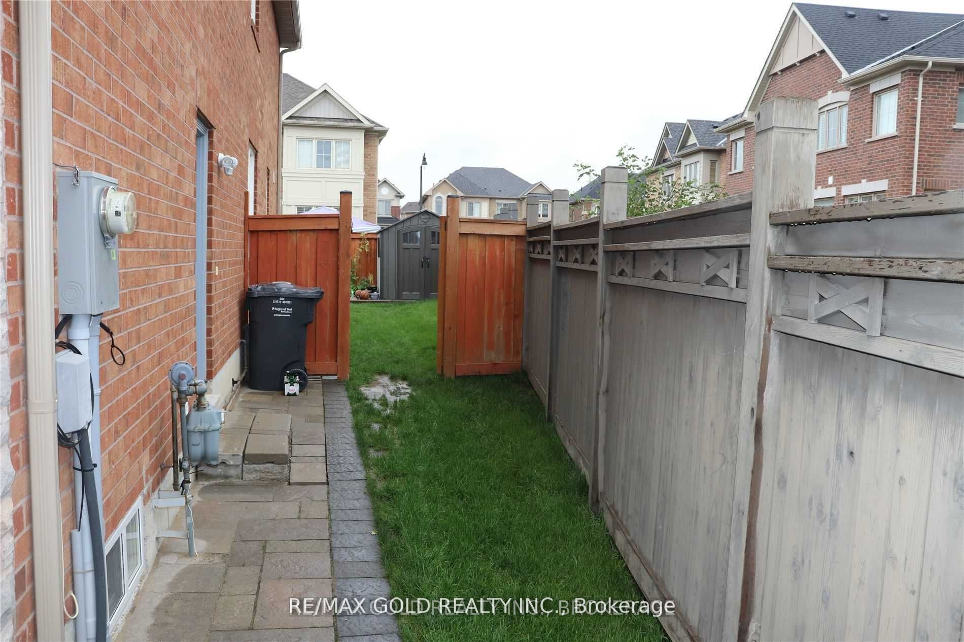 45 Biddens Square, Brampton, ON L6P 3P9 photo 5