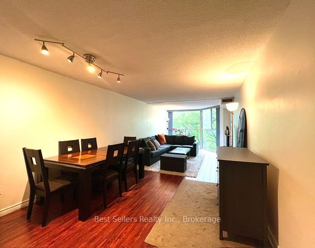 2091 Hurontario Street 411, Mississauga, ON L5A 4E6 photo 5