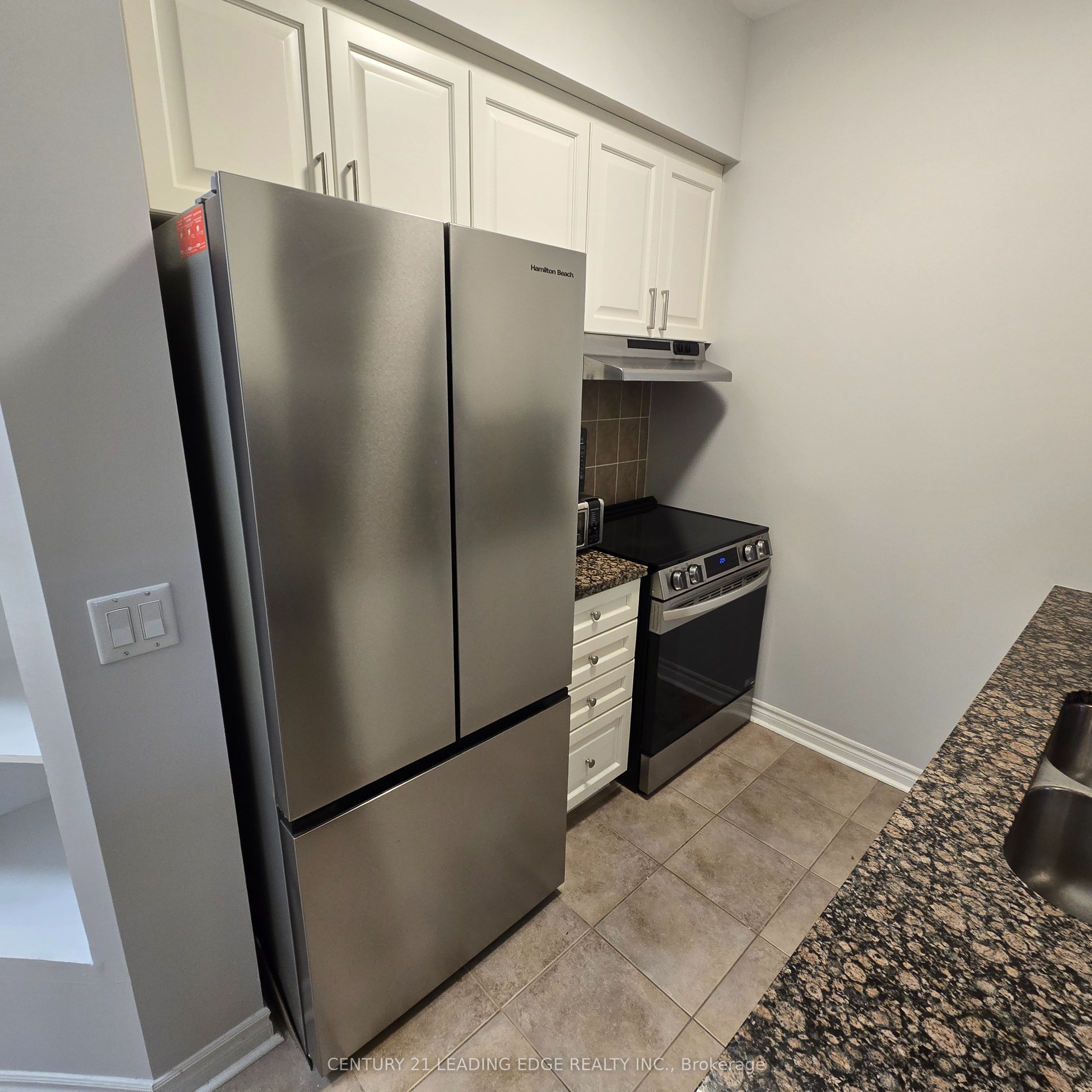 2325 Central Park Drive 103, Oakville, ON L6H 0E2 photo 3