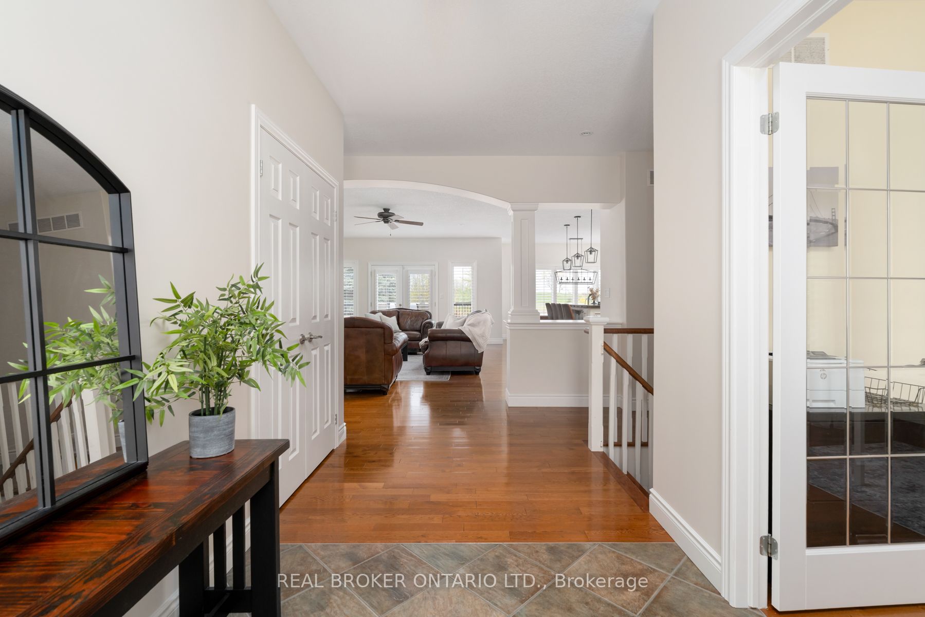 9 Allison Court, Halton Hills, ON L7G 4S4 photo 4