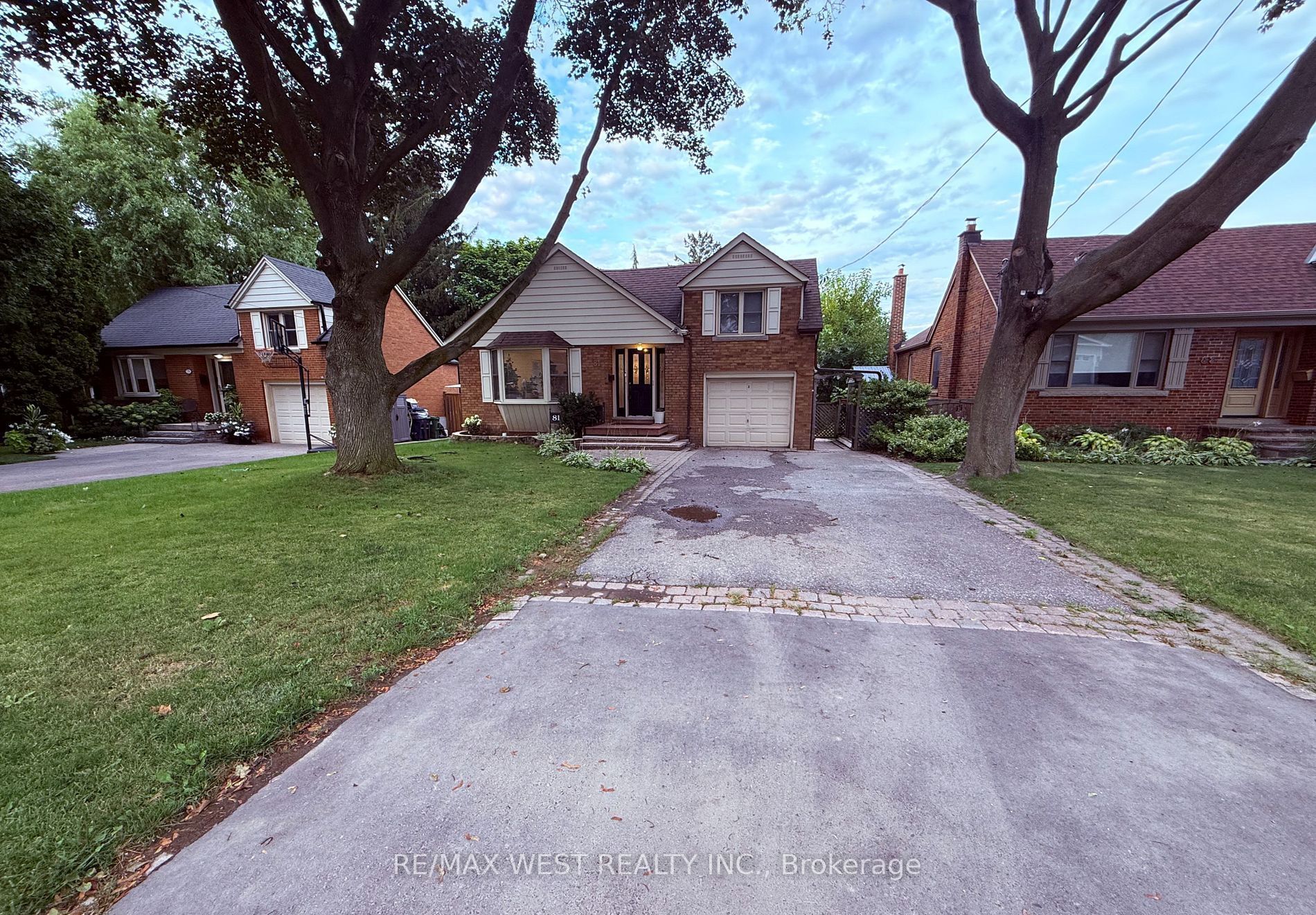 81 Freemont Avenue Basement, Toronto, ON M9P 2W7 photo 2