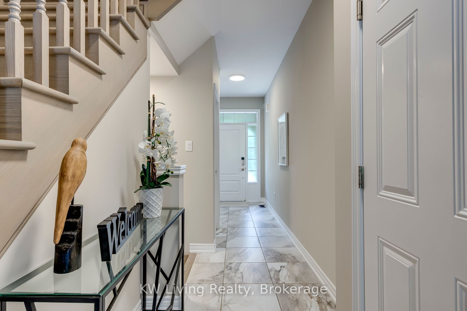 3291 Mockingbird Common, Oakville, ON L6H 0W9 photo 4