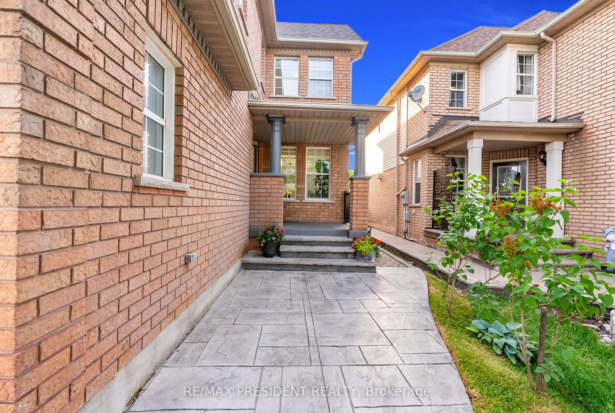 2362 Bankside Drive, Mississauga, ON L5M 6E3 photo 4