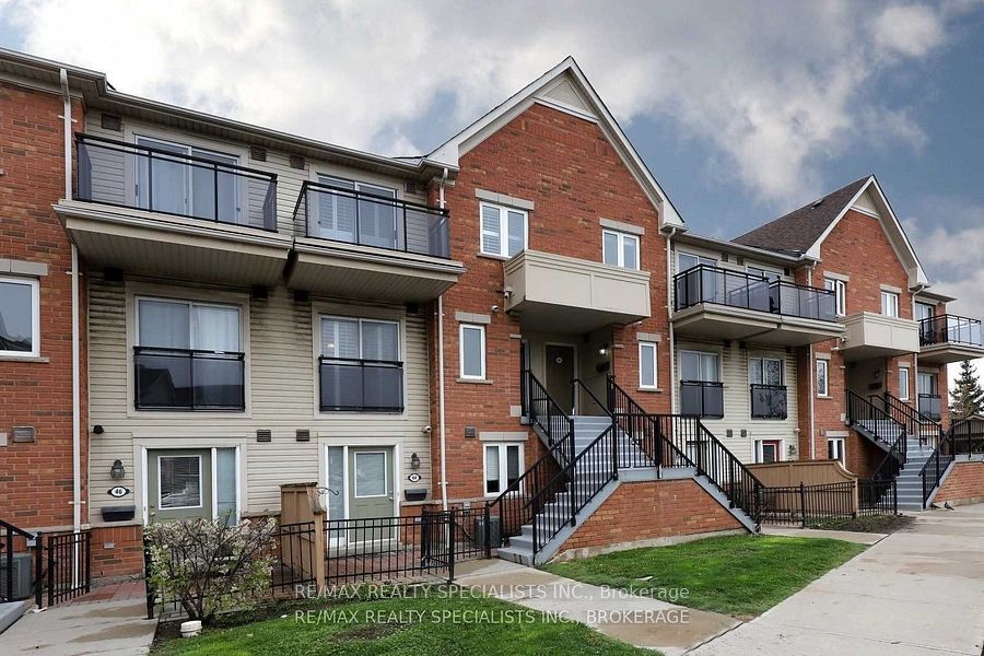 4620 Guildwood Way 44, Mississauga, ON L5R 4H4