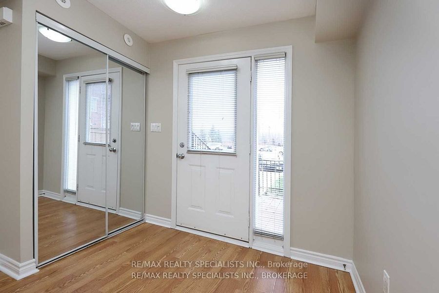 4620 Guildwood Way 44, Mississauga, ON L5R 4H4 photo 5
