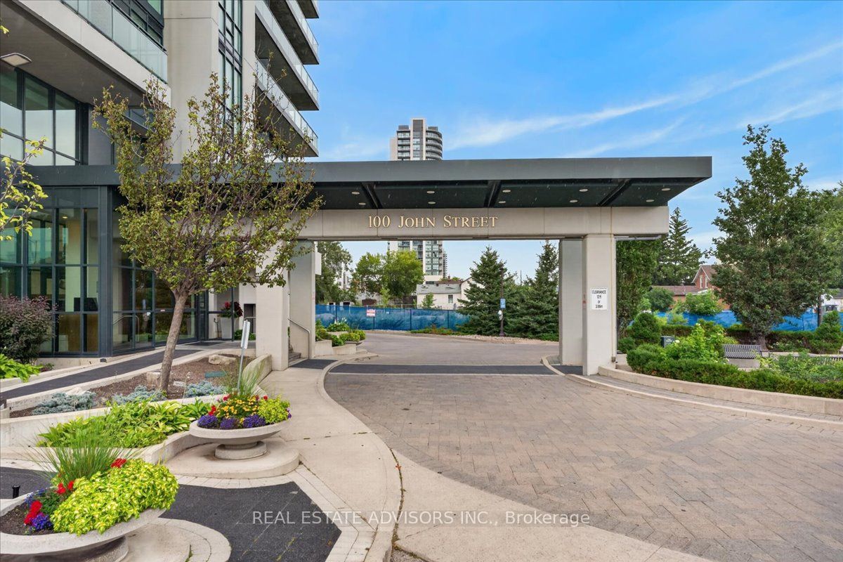 100 John Street 608, Brampton, ON L6W 0A8 photo 3