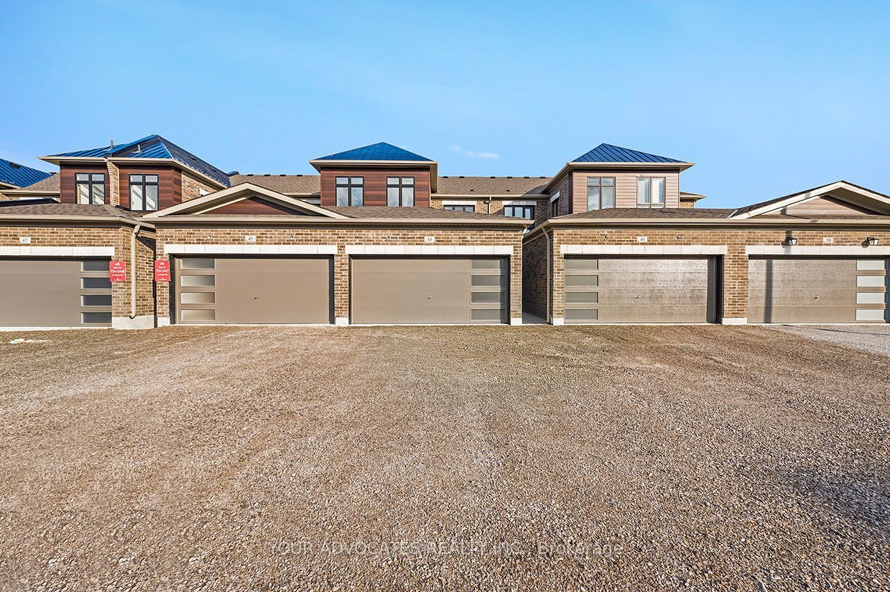 43 Falby Road, Brampton, ON L6P 4S1 photo 3