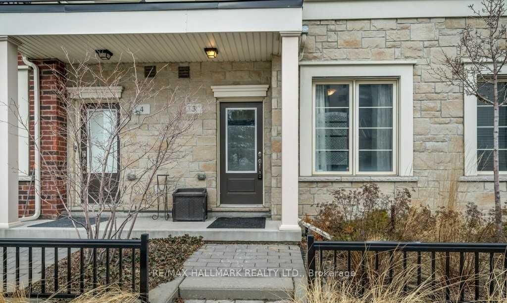 636 Evans Avenue 3, Toronto, ON M8W 0A8 photo 2