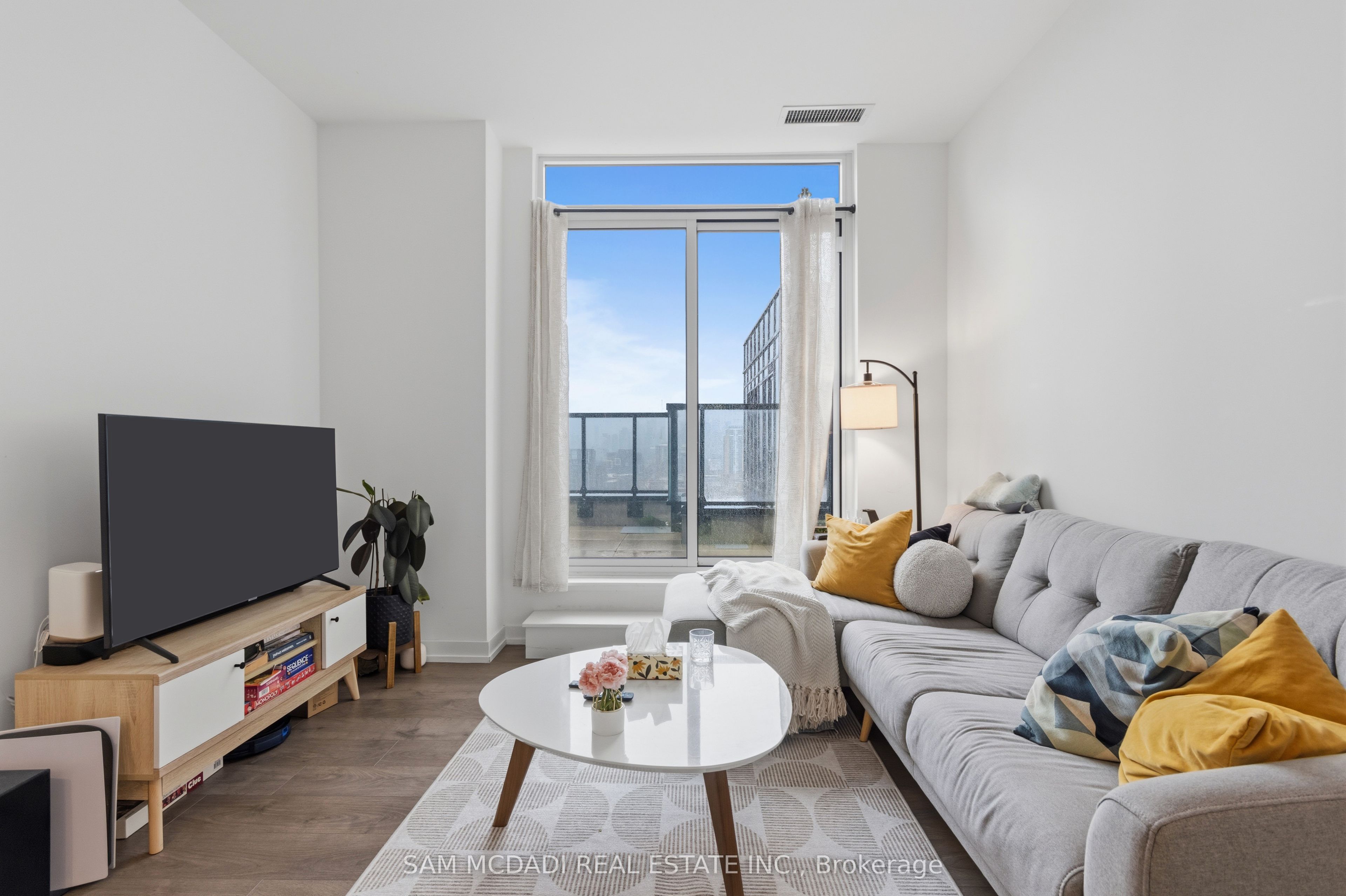 270 Dufferin Street PH01, Toronto, ON M6K 0H8 photo 5
