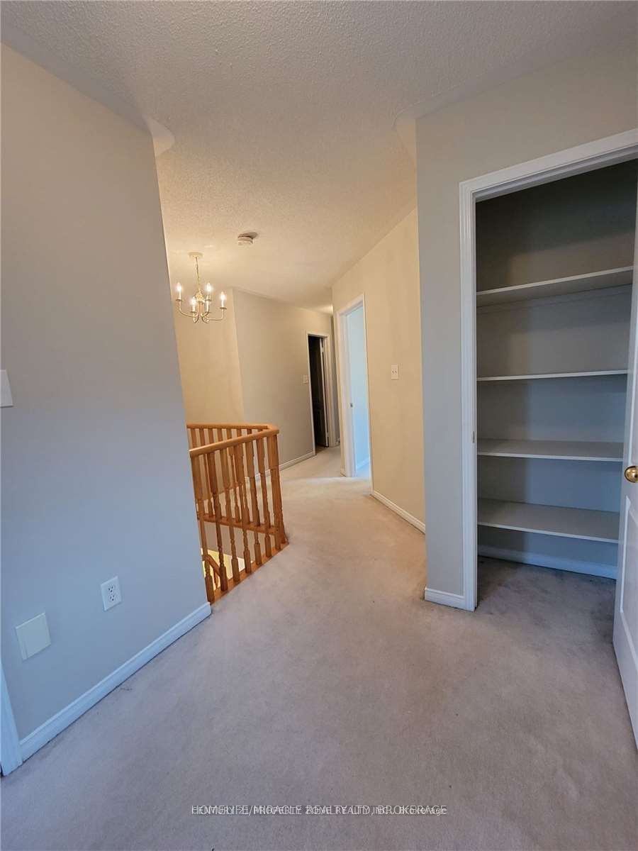 8 Galtee Road, Brampton, ON L6X 0J8 photo 4