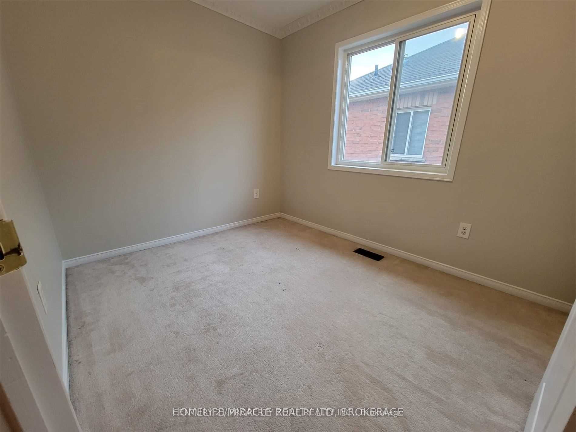 8 Galtee Road, Brampton, ON L6X 0J8 photo 5