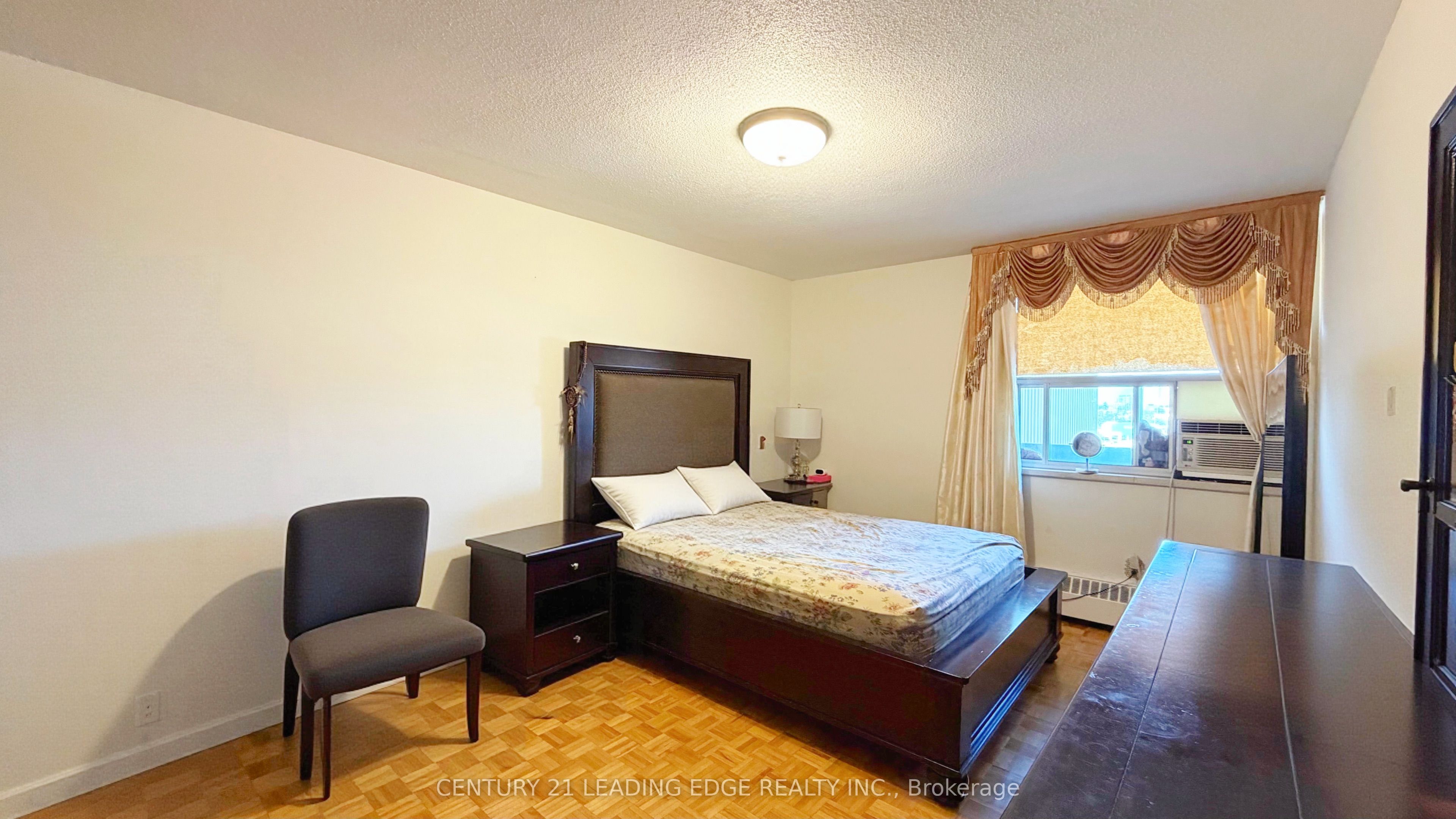 1455 Lawrence Avenue W 1007, Toronto, ON M6L 1B1 photo 5